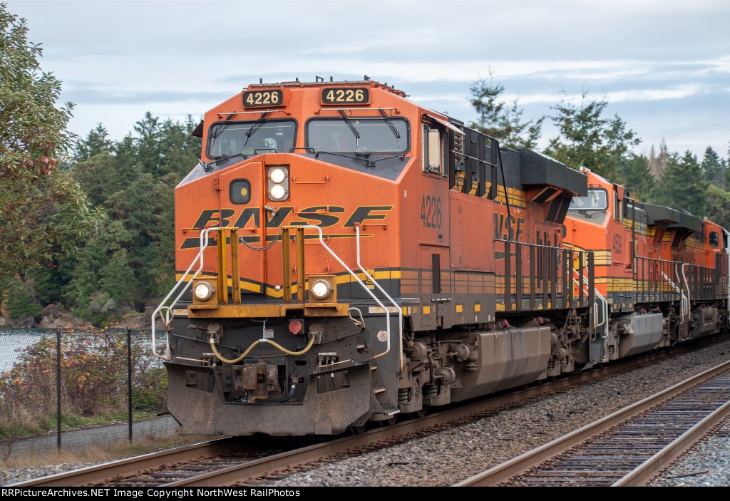 BNSF 4226